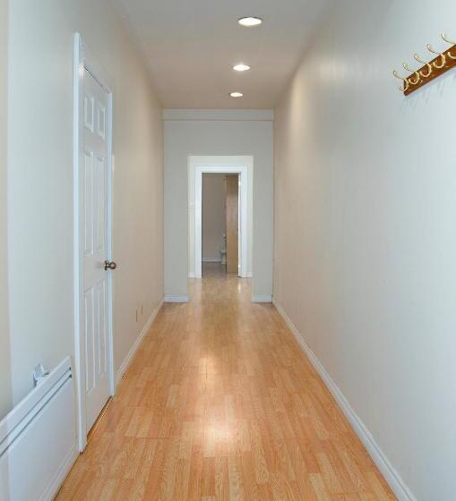 套房, Prospectors Inn