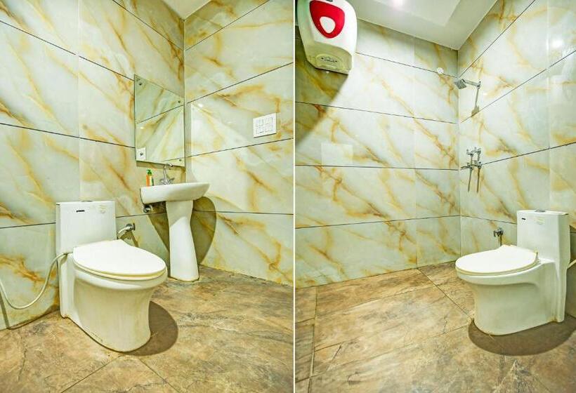 Трехместный Номер Классика, Town House Cafe And Hotel, Kurukshetra