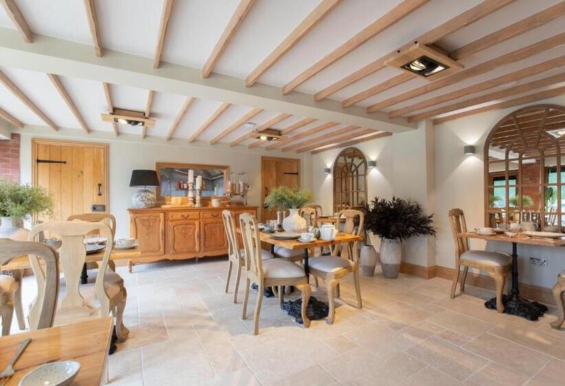 Люкс Deluxe Кровать Кинг, Stable Lodge   Boutique Bed & Breakfast