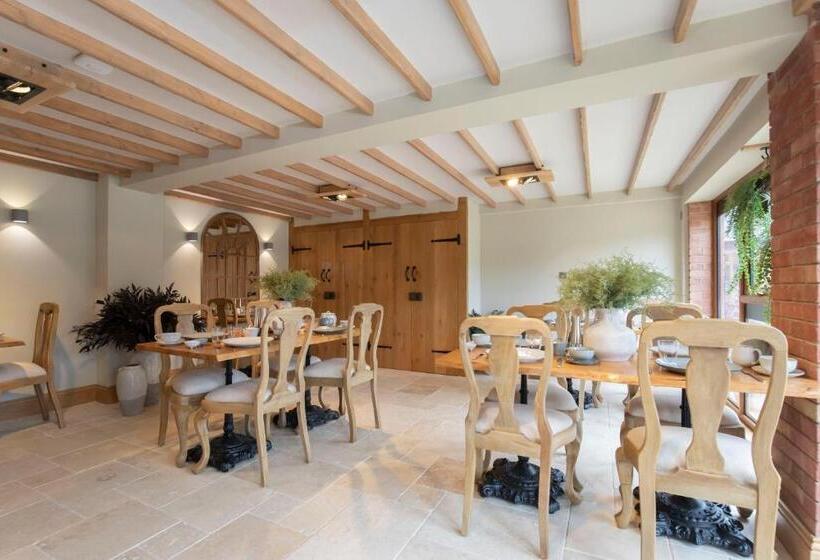 Номер Deluxe Кровать Кинг, Stable Lodge   Boutique Bed & Breakfast