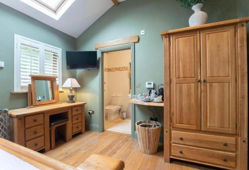 Номер Deluxe Кровать Кинг, Stable Lodge   Boutique Bed & Breakfast