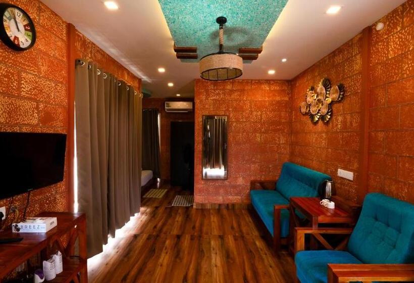 וילה עם חדר שינה אחד ובריכת שחיה, Vayalada View Point Resort