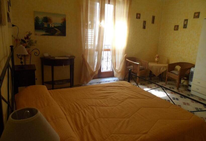 标准三人间共用浴室, B&b Il Vecchio Messina