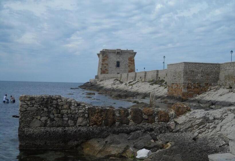 标准三人间共用浴室, B&b Il Vecchio Messina