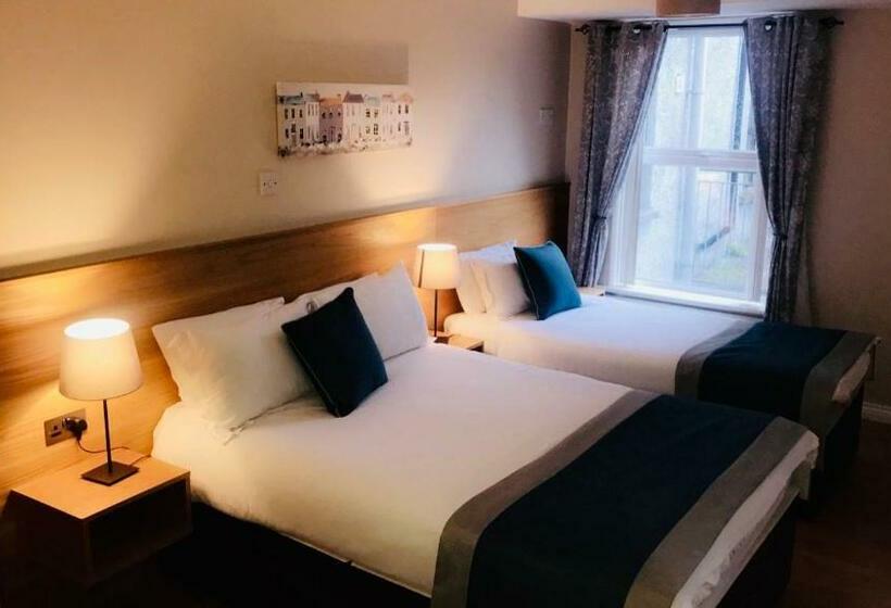 家庭间, Belfast House