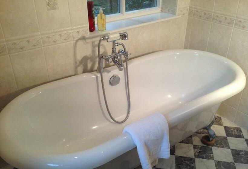 スタンダードルーム, Old Water View