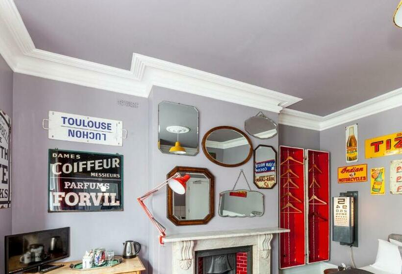 Номер Стандарт, Snooze