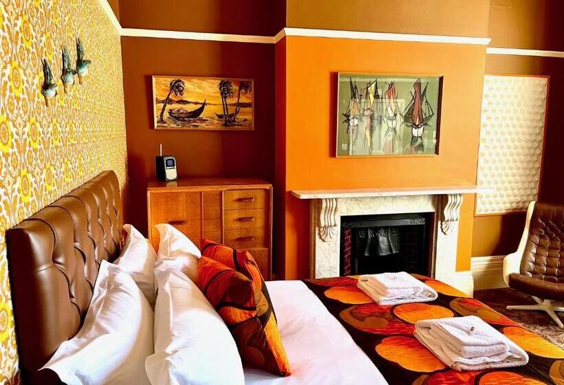 Номер Стандарт, Snooze