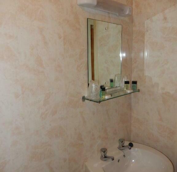 带海景的标准房, The Oasis