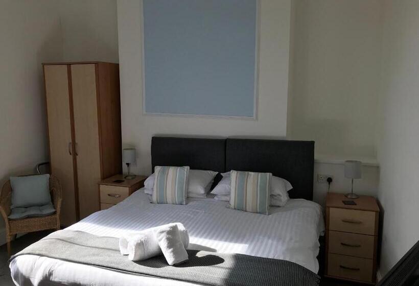 标准间, The Oasis