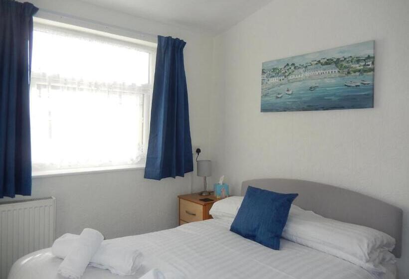 基本间, The Oasis