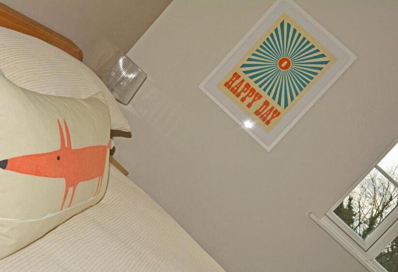 Номер Deluxe, Walton Crescent