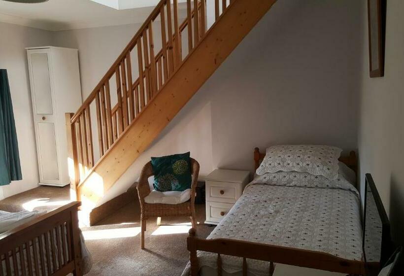 Семейный Номер, Church End Farm Bed And Breakfast