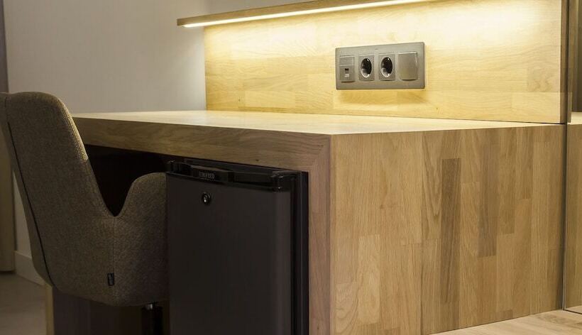 اتاق استاندارد, A Pamplona