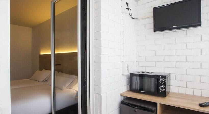 اتاق استاندارد, A Pamplona