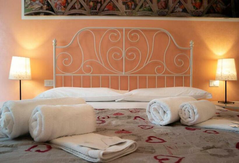 اتاق استاندارد سه تخته با سرویس بهداشتی مشترک, Forever Rooms