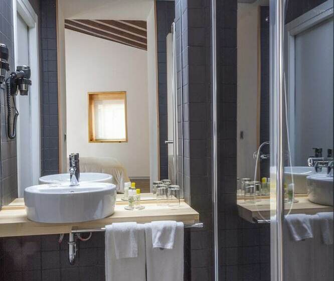 اتاق لوکس با بالکن, María Pacheco Hotel Boutique