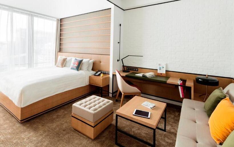 Номер Клуб, Jen Beijing By Shangri La