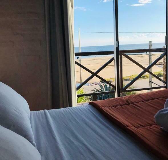 غرفة قياسية, Marina Punta Colorada