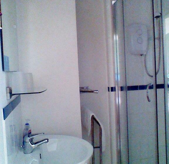 اتاق خانوادگی, Mountbatten