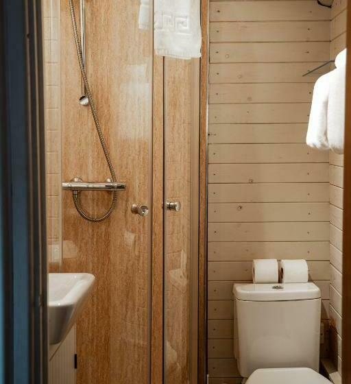 스탠다드 트리플 룸, The Bear Inn