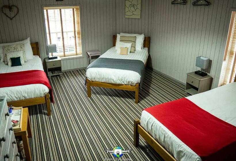 스탠다드 트리플 룸, The Bear Inn