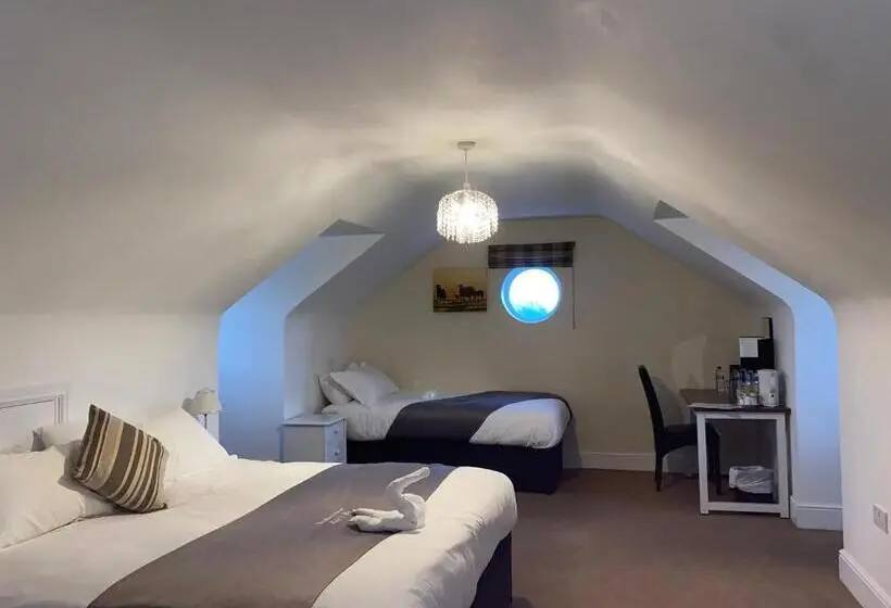 Perhesviitti, Woodhouse Farm Lodge