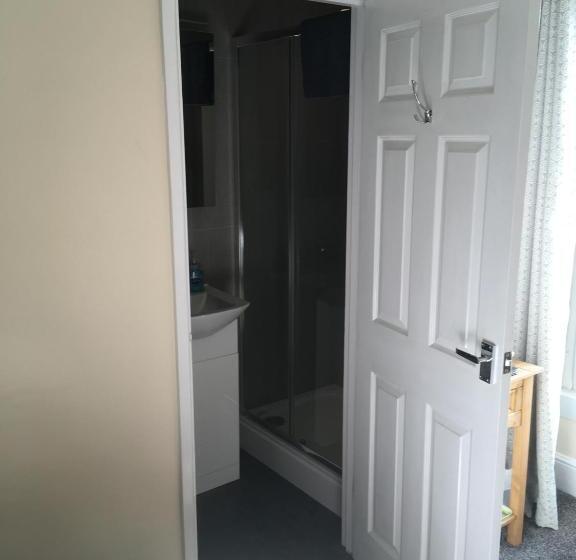 غرفة قياسية, Mair S