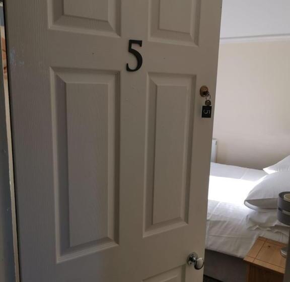 غرفة قياسية, Mair S