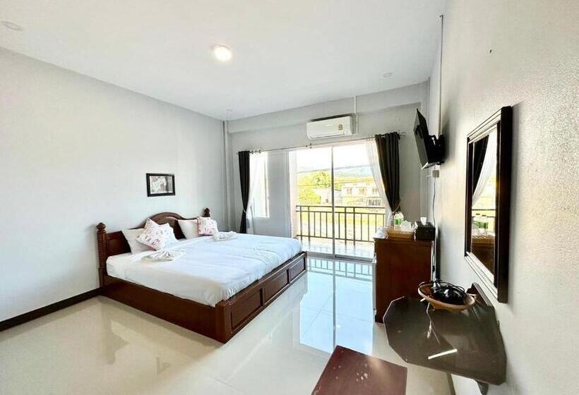 マウンテンビュースタンダードルーム, ปัวปันสุขโฮม