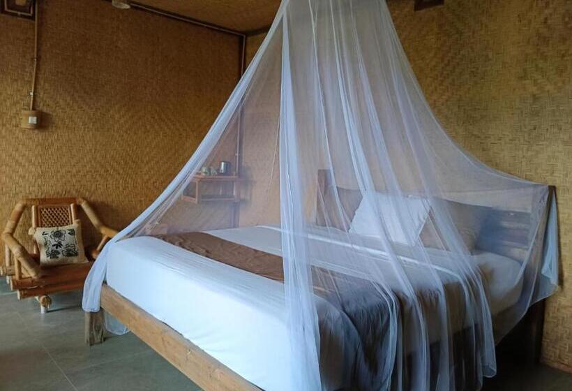 Номер Стандарт с Террасой, Kraras Munduk Guest House & Donbiyu Rendezvous Restaurant