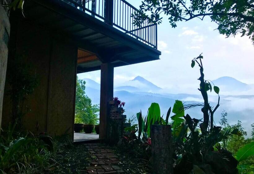 חדר סטנדרט עם טרסה, Kraras Munduk Guest House & Donbiyu Rendezvous Restaurant