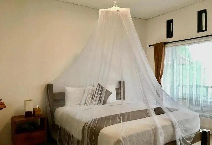 スタンダードルーム, Kraras Munduk Guest House & Donbiyu Rendezvous Restaurant