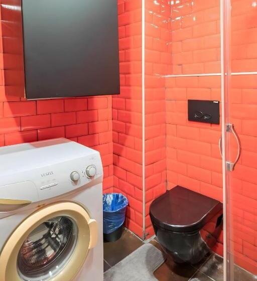 إستوديو قياسى, Handmade