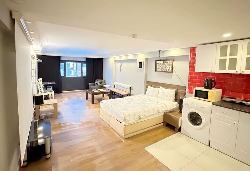 إستوديو قياسى, Handmade