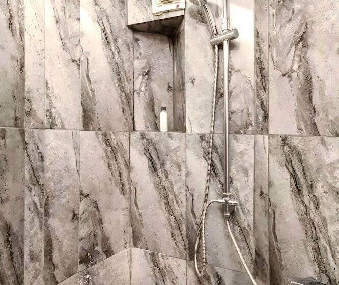 إستوديو قياسى, Handmade