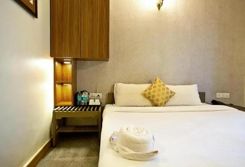 Chambre Supérieure, Bela Goa
