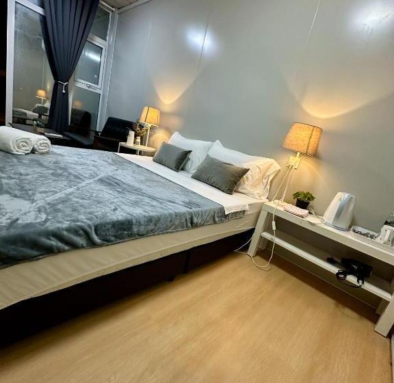 Estúdio Standard, H&t Pj Gasing   Cabin Studio   Netflix & Free Parking