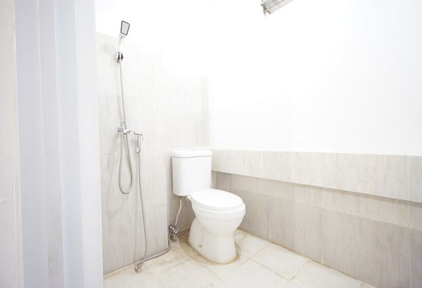 غرفة قياسية, Homestay & Cafe Blessings Near Station Center Town Redpartner