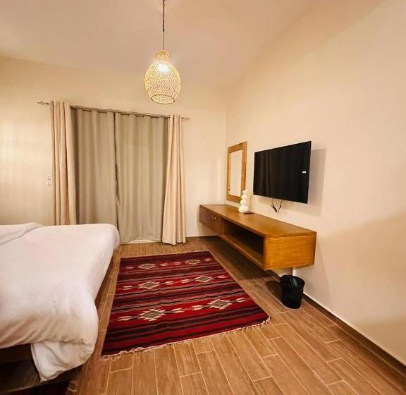 اتاق استاندارد با تخت بزرگ, Siwa Sunrise