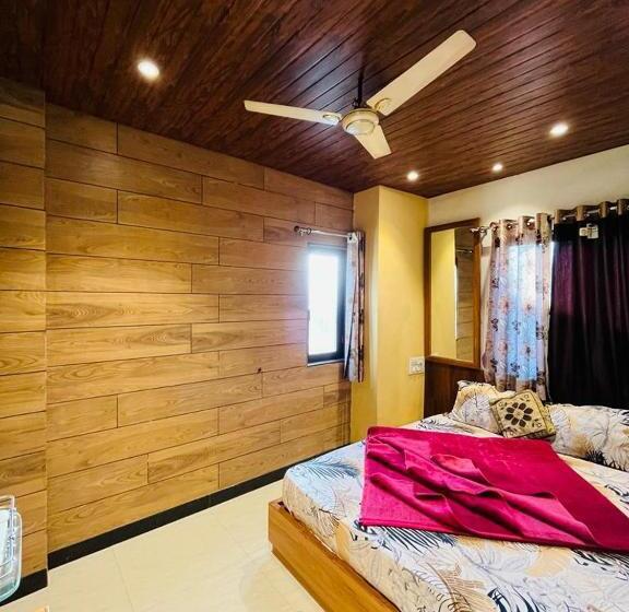 Номер Deluxe, Starlight