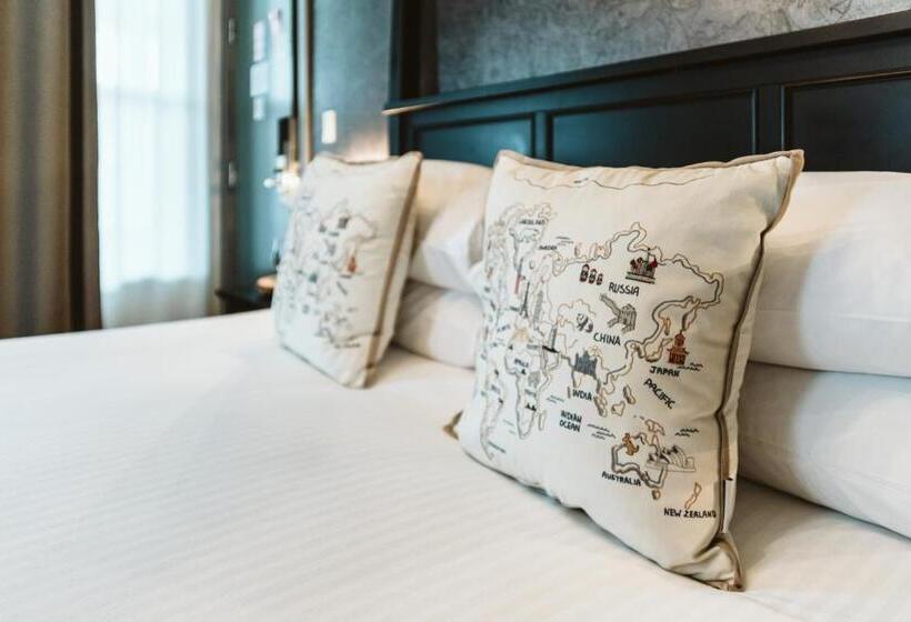 غرفة قياسية سرير كينج, The Grove