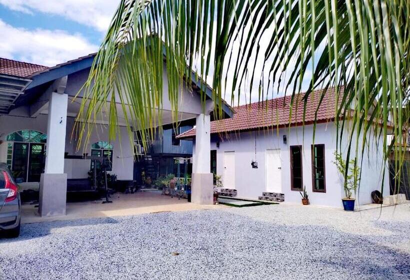 スタンダードルーム, Roomstay Kak Ton