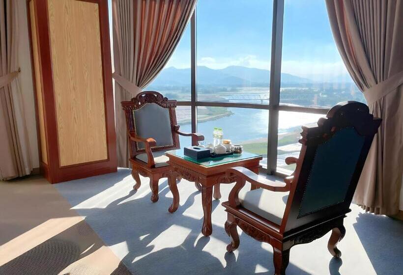 Suite Deluxe, Rex Hotel An Nhon