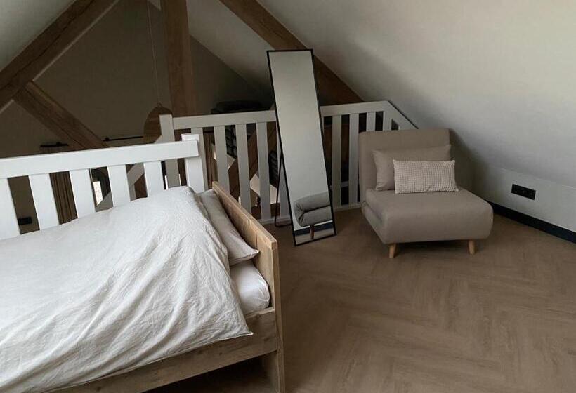 デラックスの４人部屋, B&b De Slaapsoof