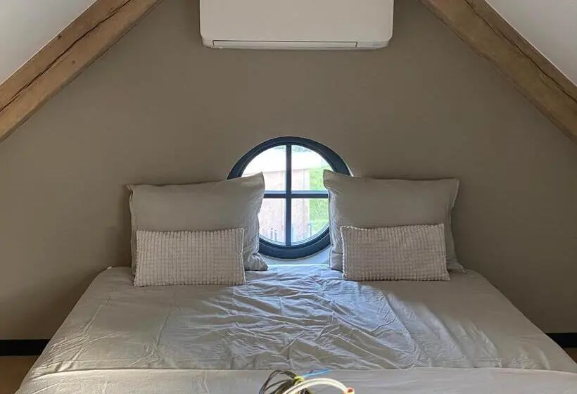 デラックスの４人部屋, B&b De Slaapsoof