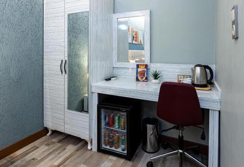 غرفة قياسية داخلية, Linnga Hotel & Suite