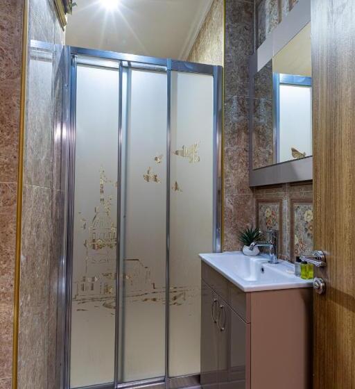 سوییت جونیور با بالکن, Linnga Hotel & Suite