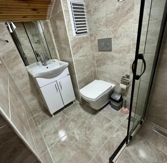 اتاق استاندارد سه نفره, Linnga Hotel & Suite