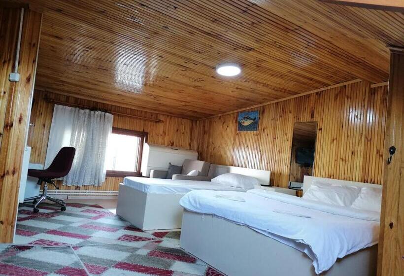 اتاق استاندارد سه نفره, Linnga Hotel & Suite